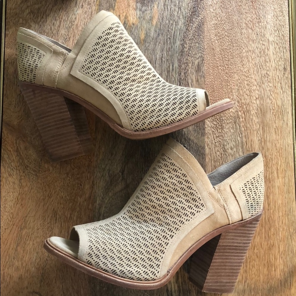 Vince Camuto Tumbleweed Verona Open Toe Bootie